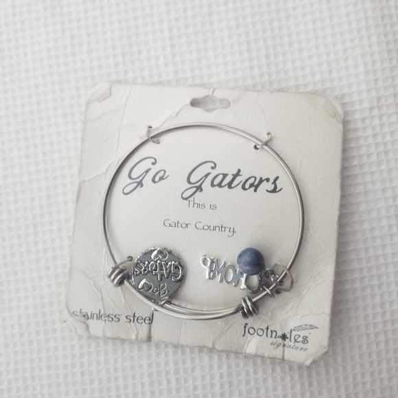 Silver and Blue Gators Charm Bracelet - Picture 3 of 4